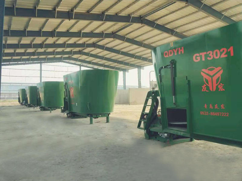 固定式TMR飼料攪拌機(jī)